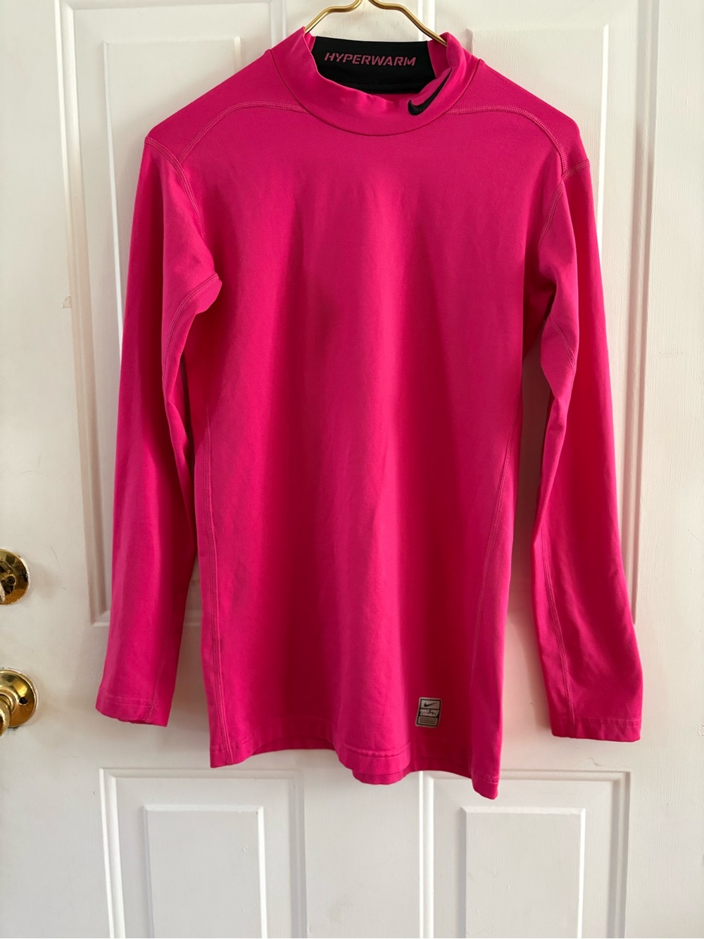 Nike Hot Pink Long-Sleeve Kids Hyperwarm Top. Size L